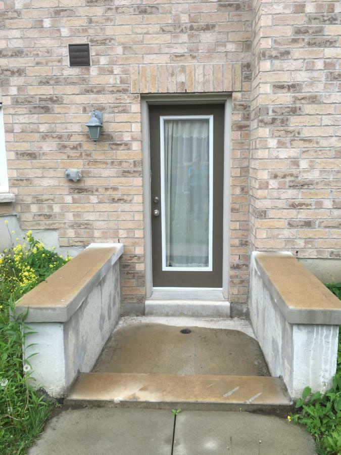 Gorgeous 1Bdr Prime Kitchen Apartment Ajax Exterior photo