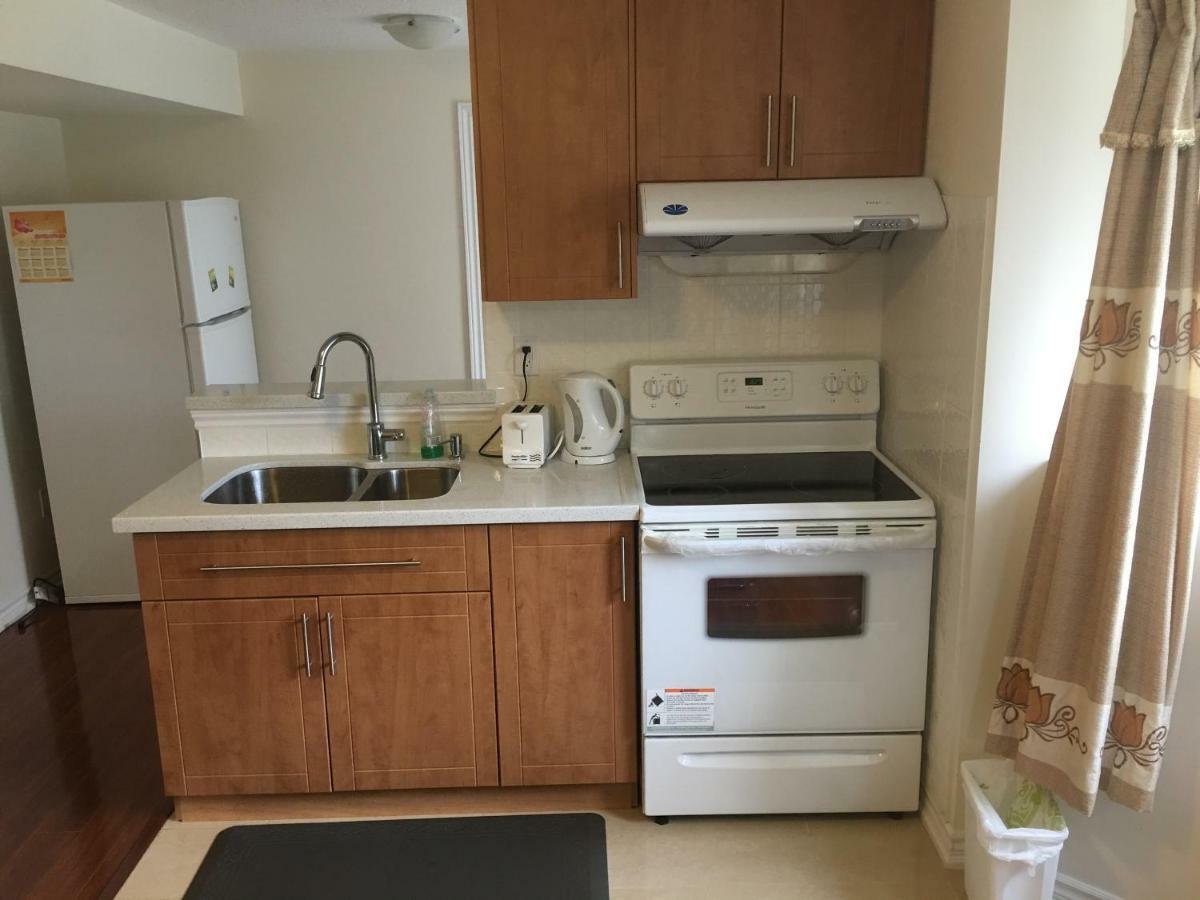 Gorgeous 1Bdr Prime Kitchen Apartment Ajax Exterior photo